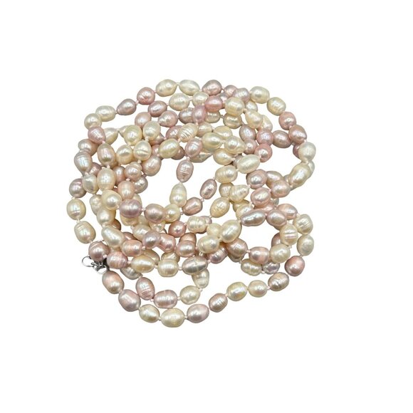 Freshwater Cultivated Pearl Necklace in Pale Pink & White Sterling Silver Clasp - Picture 1 of 7